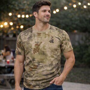 Men's Camo T-Shirt Short Sleeves Sizes: Large, XL, 2XL, 3XL Crew Neck Camouflage
